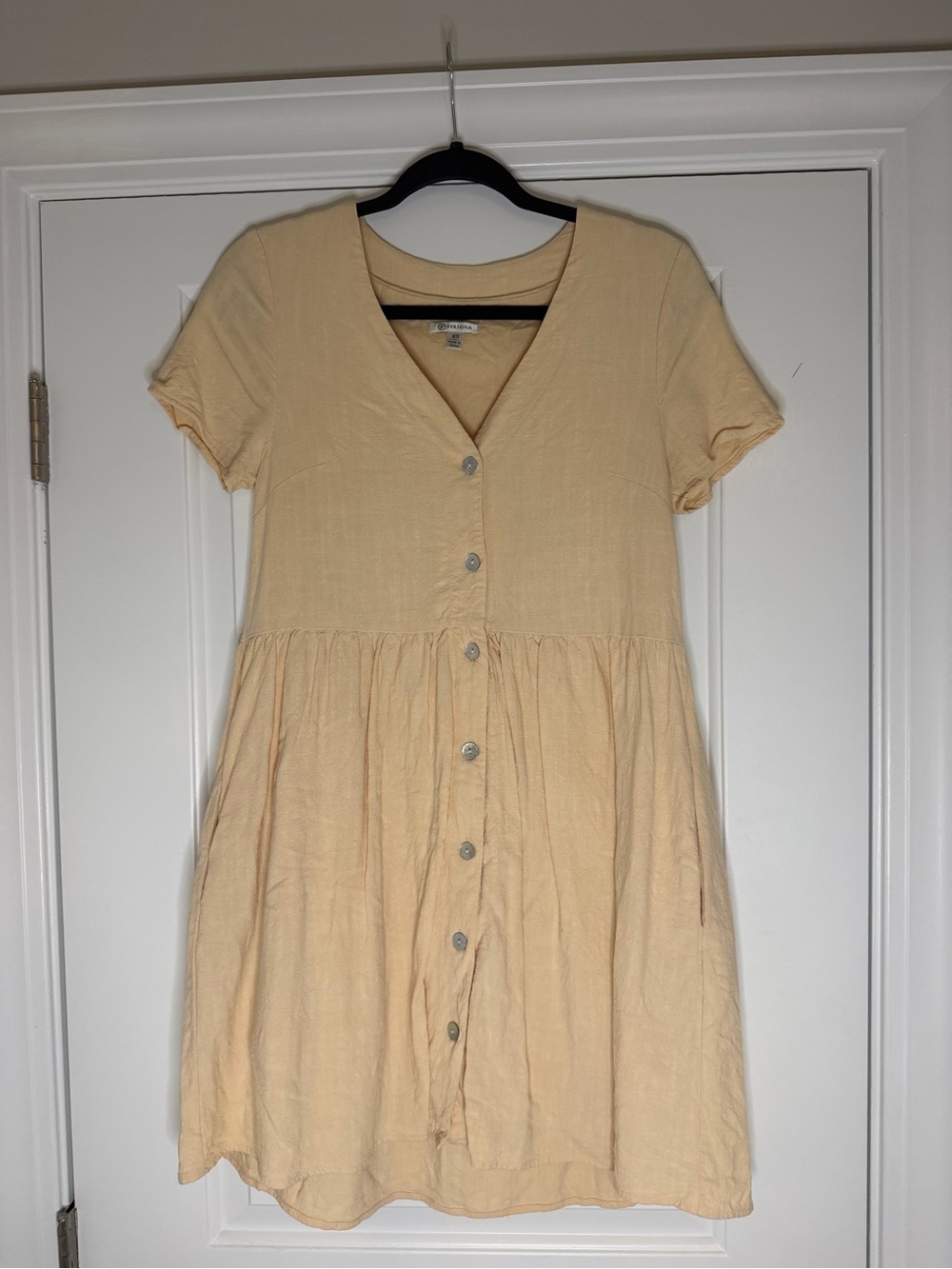 Versona Light Yellow Button-Front Short Sleeve Babydoll Dress